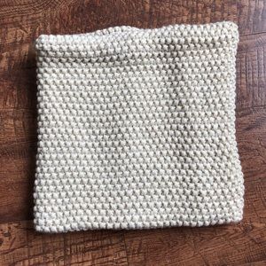 Cream knitted tube scarf NWT